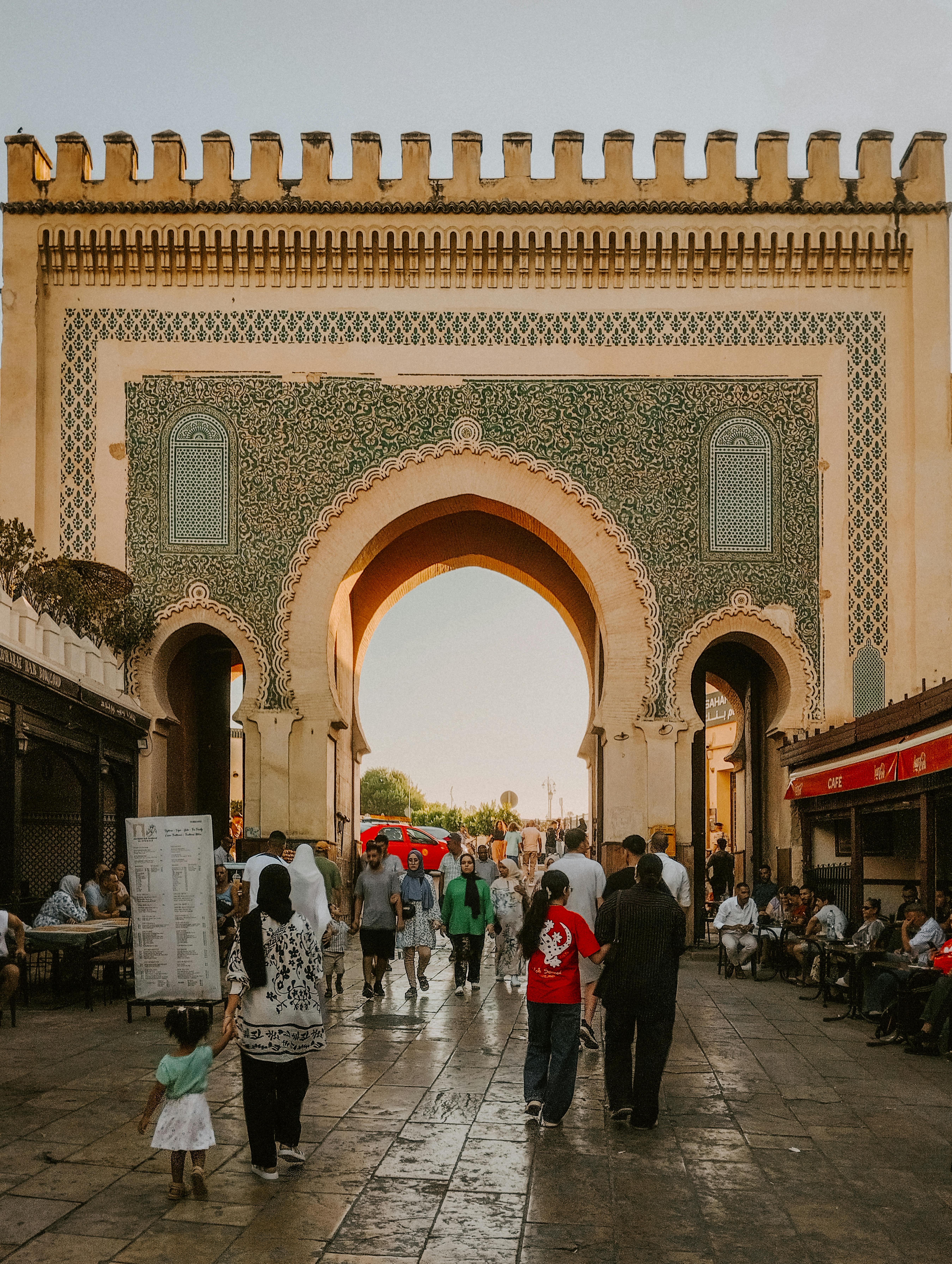 La maestosa porta Bab el-Mansour a Meknes